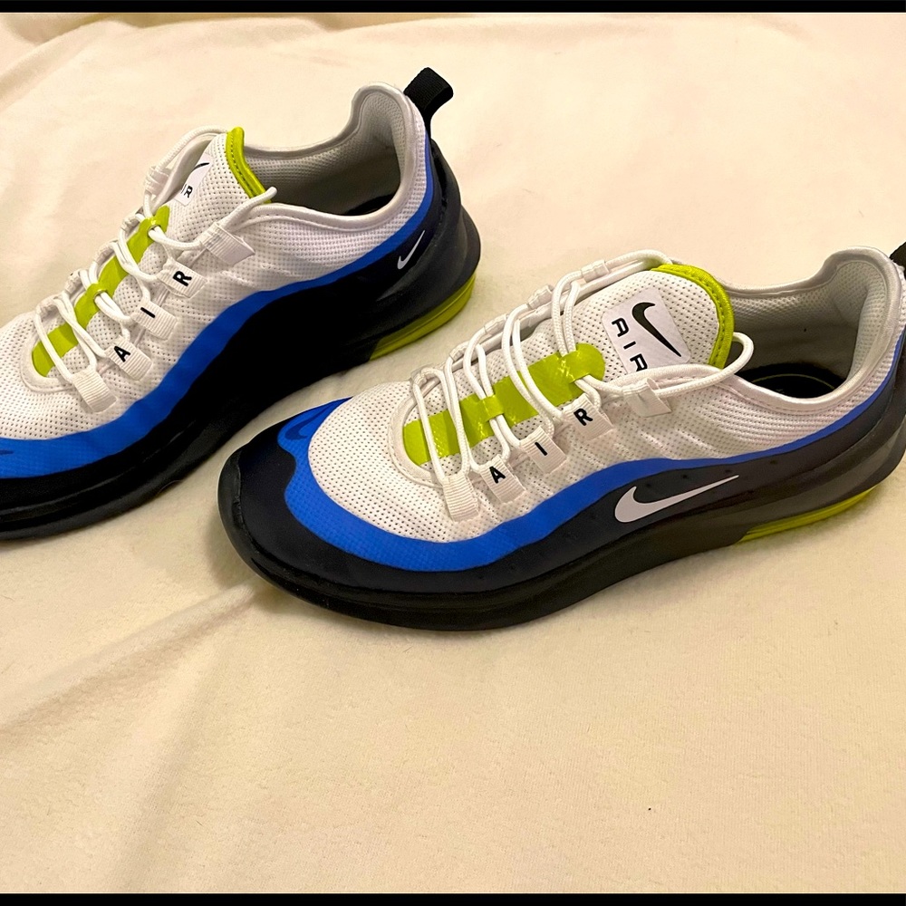 Nike Air size 8